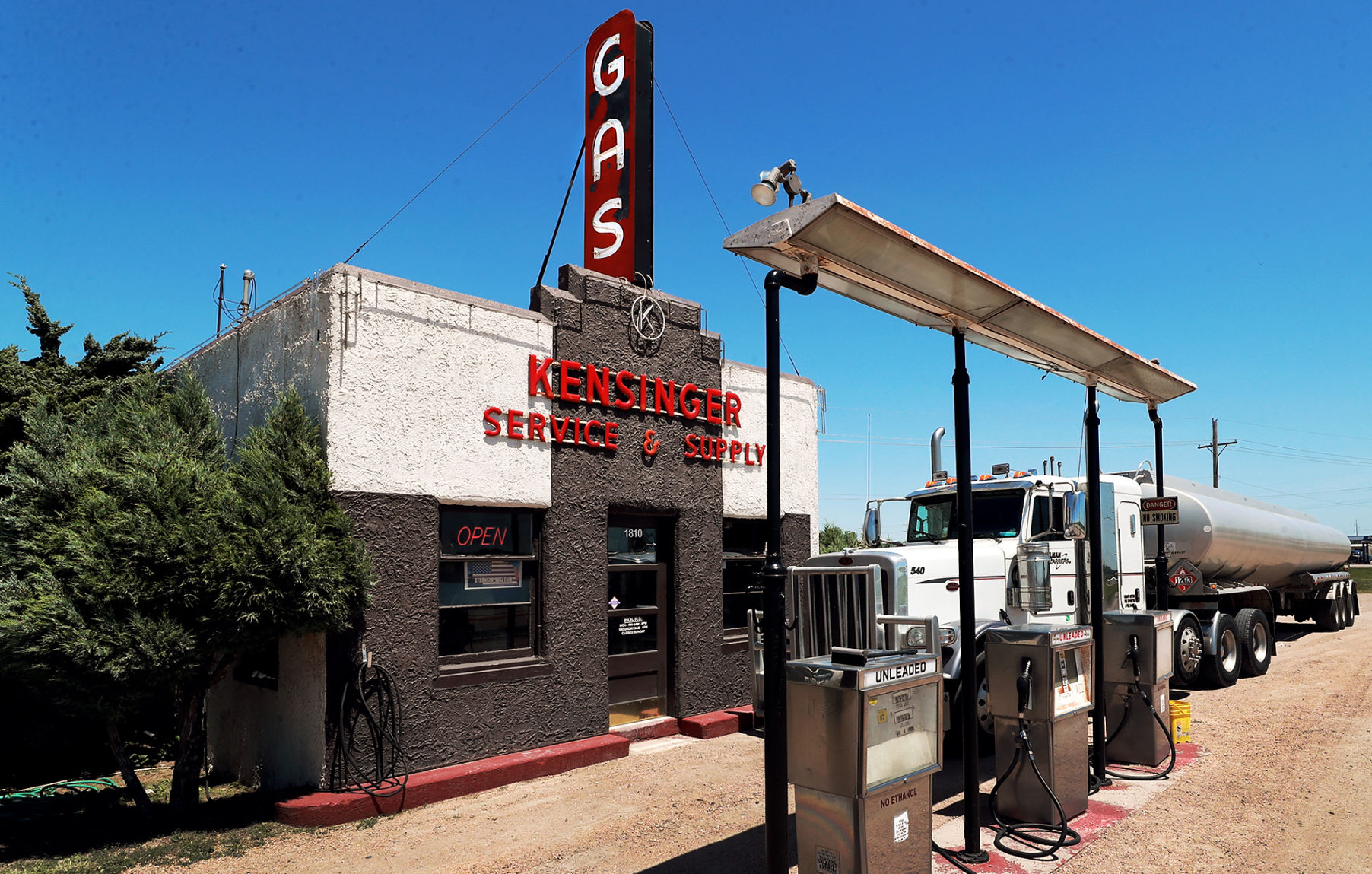 061420_HistoricGasStation004_bjs.JPG